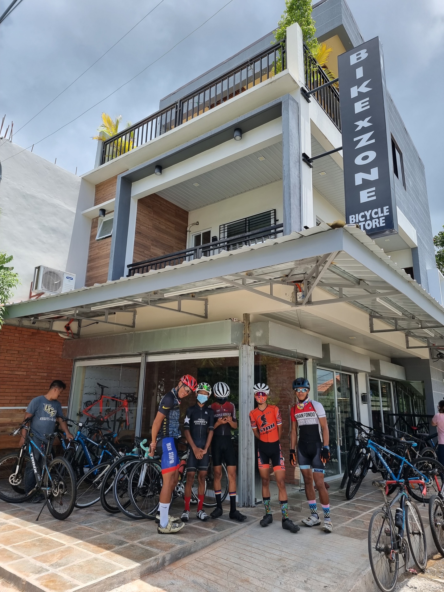 BIKEXZONE BICYCLE STORE